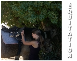 Équitation à deux minutes de Marosenia Ttiki